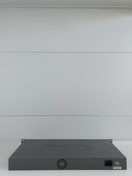 D-Link DES-3226S Faster Ethernet Switch